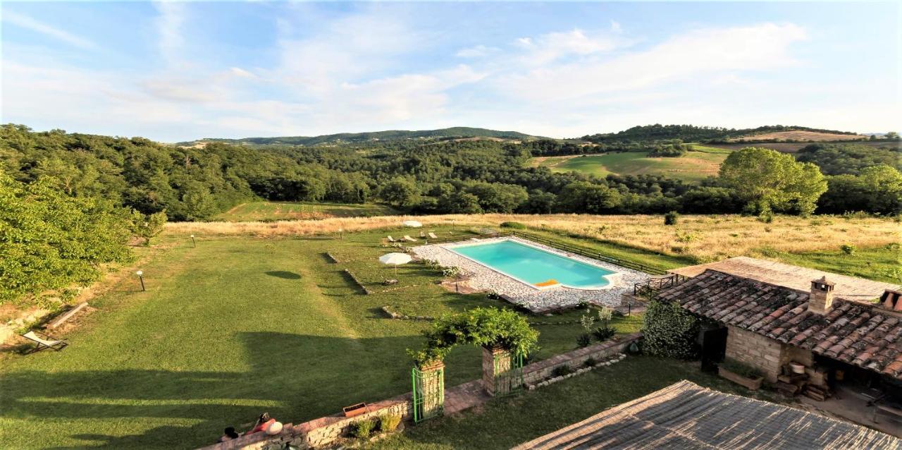 Villa Grande Fattoria in Umbria con Piscina e sala Cinema Monte Castello di Vibio Esterno foto